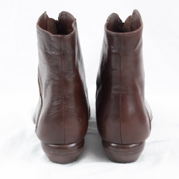 Everybody by BZ Moda Brown Leather Bootie Zip Up Almond Toe Sz 10.5 EU 41 - Picture 7 of 13